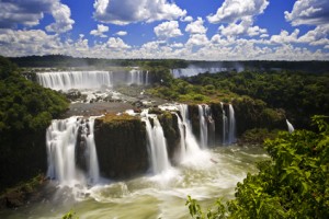 Überwältigendes Naturschauspiel - die Wasserfälle von Iguazú in Argentinien   