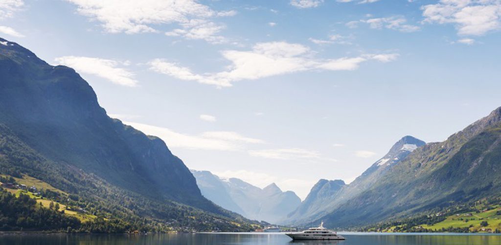 Kreuzfahrt entlang der norwegischen Küste – Die bekanntesten Fjorde