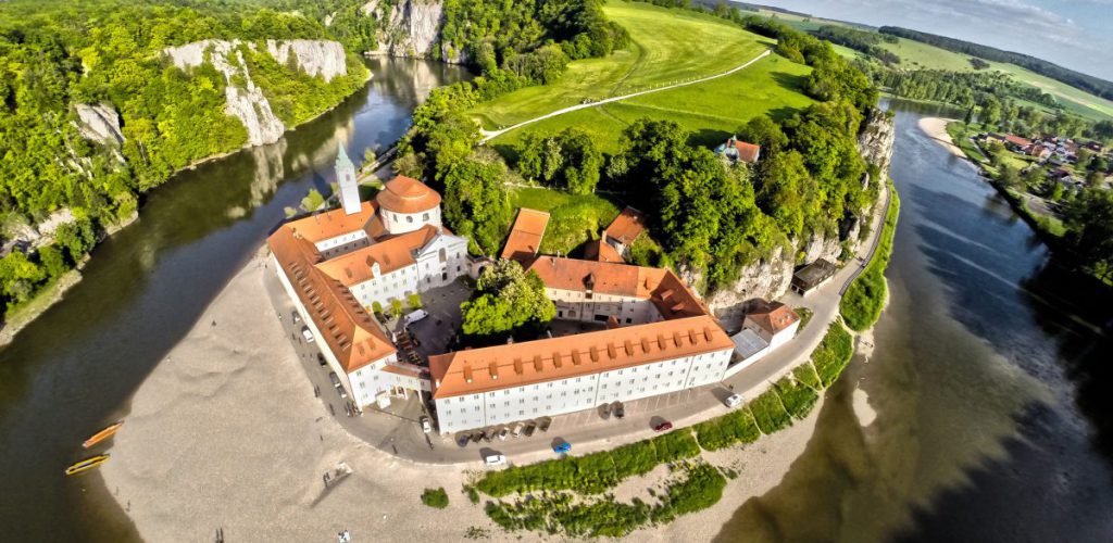 Der Donau-Panoramaweg: Stadt, Land, Fluss