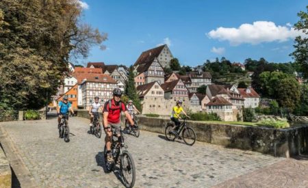 Der Kocher-Jagst-Radweg bietet alternative Routenvarianten für den Aktivurlauber
